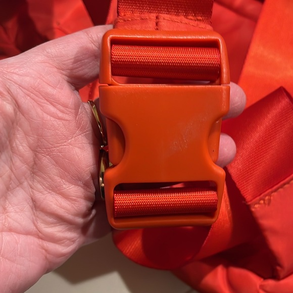 A New Day Bold Red Adjustable Waist Bag - Picture 3 of 5